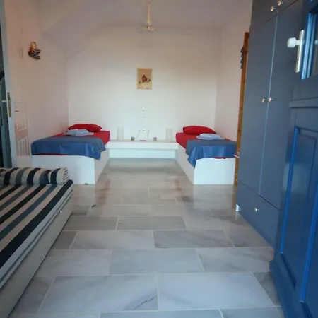 Χρυσή Ακτή Holiday home Chrisi Akti (Paros)